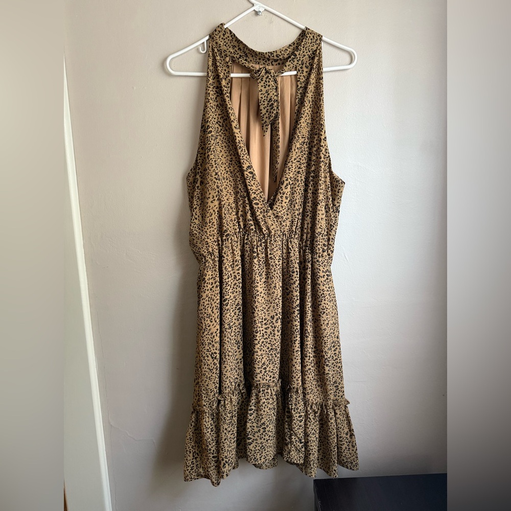 Leopard Print Ruffle Halter Top Midi Hem Dress XL

BTFBM - Picture 4 of 12